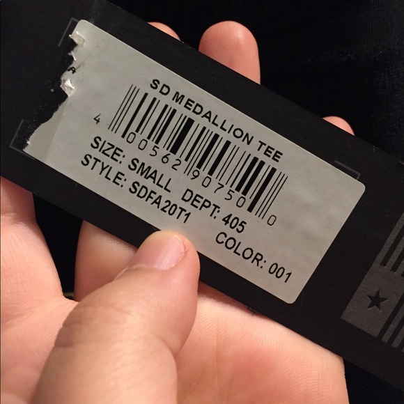 NWT Supply & Demand Black Medallion Tee Size Small - Picture 2 of 7